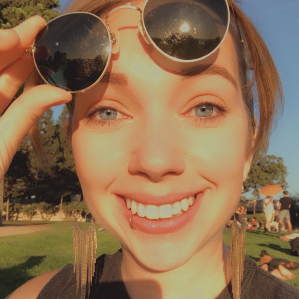 Meet your Posher, Stephanie
